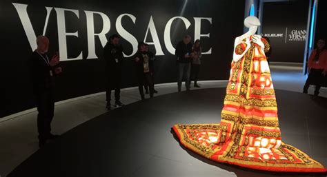 Must see: de tentoonstelling over Versace in het Groninger 